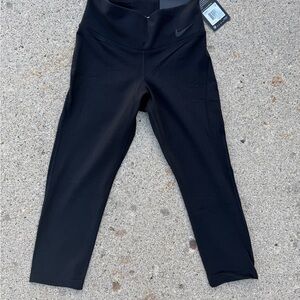 Nike Dri-Fit Legendary Tight Fit Capri 20”